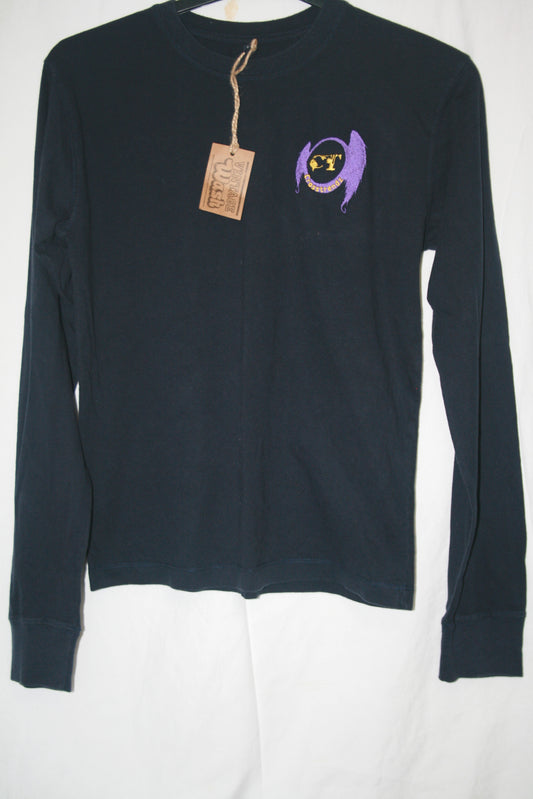 long sleeve navy blue T-shirt